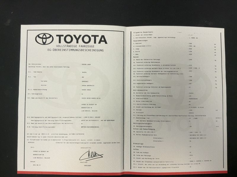 Toyota Verso 1.6 — zdjęcie 16