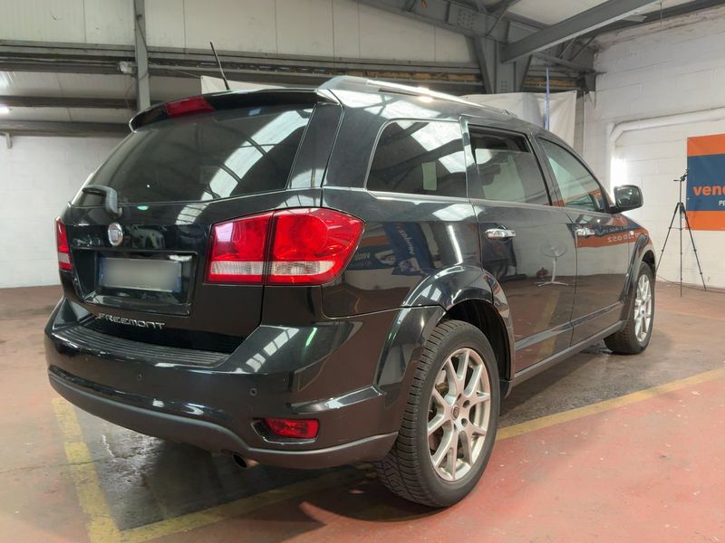 Fiat Freemont 2.0 Multijet Lounge — zdjęcie 6