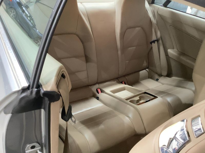 Mercedes-Benz E-Klasse E 220 CDI BlueEfficiency Elegance — zdjęcie 14