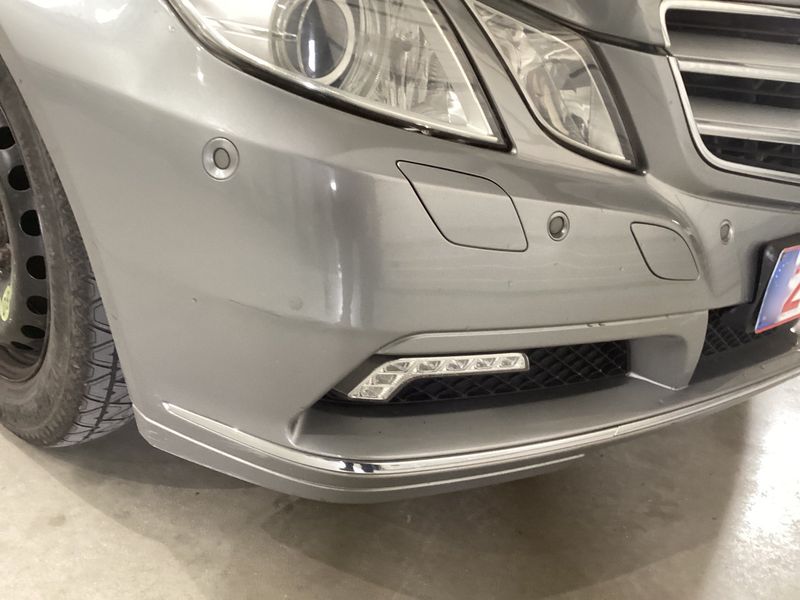 Mercedes-Benz E-Klasse E 220 CDI BlueEfficiency Elegance 2011 – снимка 38