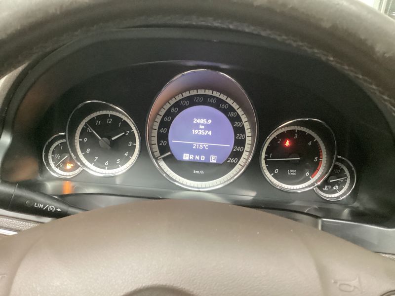 Mercedes-Benz E-Klasse E 220 CDI BlueEfficiency Elegance — zdjęcie 13
