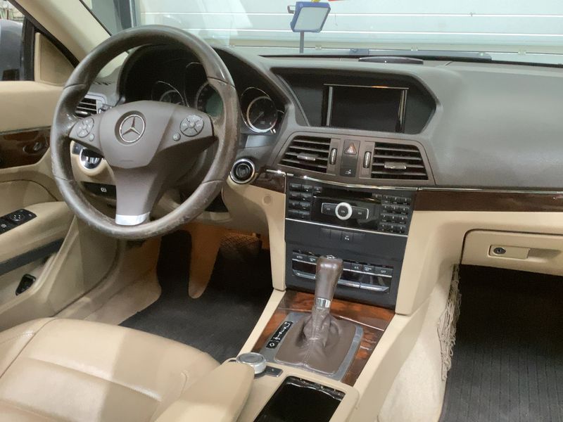 Mercedes-Benz E-Klasse E 220 CDI BlueEfficiency Elegance — zdjęcie 12