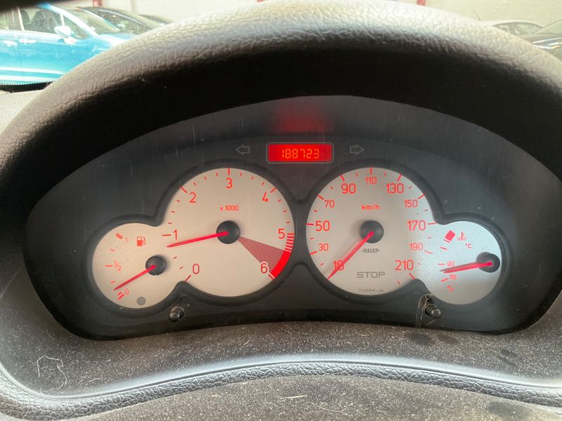 Peugeot 206 1.4 HDi X-Line Clim — zdjęcie 4