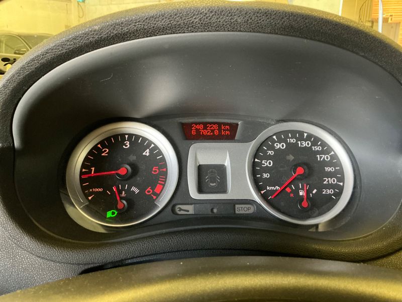 Renault Clio 1.5 dCi Exception TomTom 2010 – снимка 4