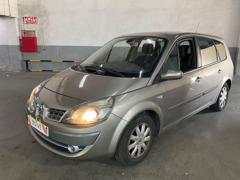 Renault Grand Scenic 2.0 dCi Dynamique