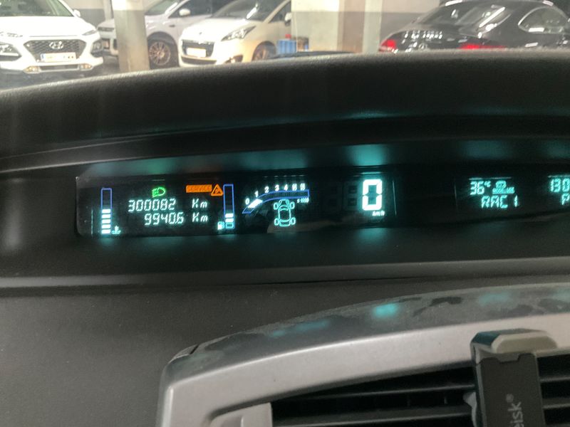 Renault Grand Scenic 2.0 dCi Dynamique — zdjęcie 4