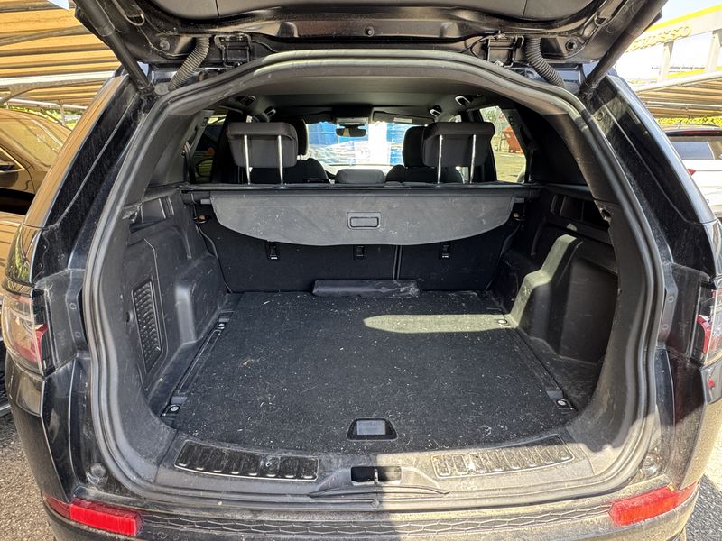 Land Rover Discovery Sport D180 R-Dynamic AWD — zdjęcie 9