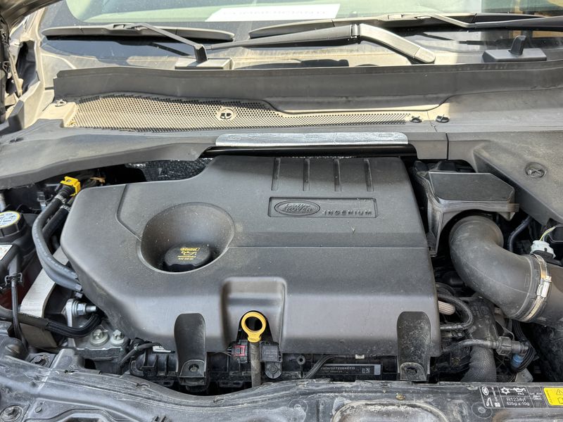 Land Rover Discovery Sport D180 R-Dynamic AWD — zdjęcie 8