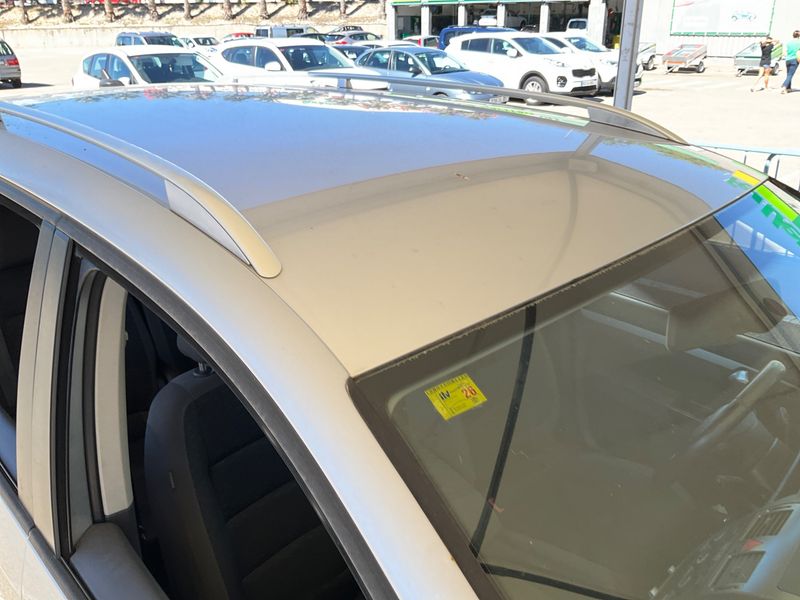 Volkswagen Touran 2.0 TDI Trendline 2008 – снимка 13