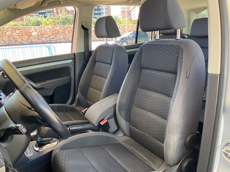 Volkswagen Touran 2.0 TDI Trendline 2008 – снимка 28