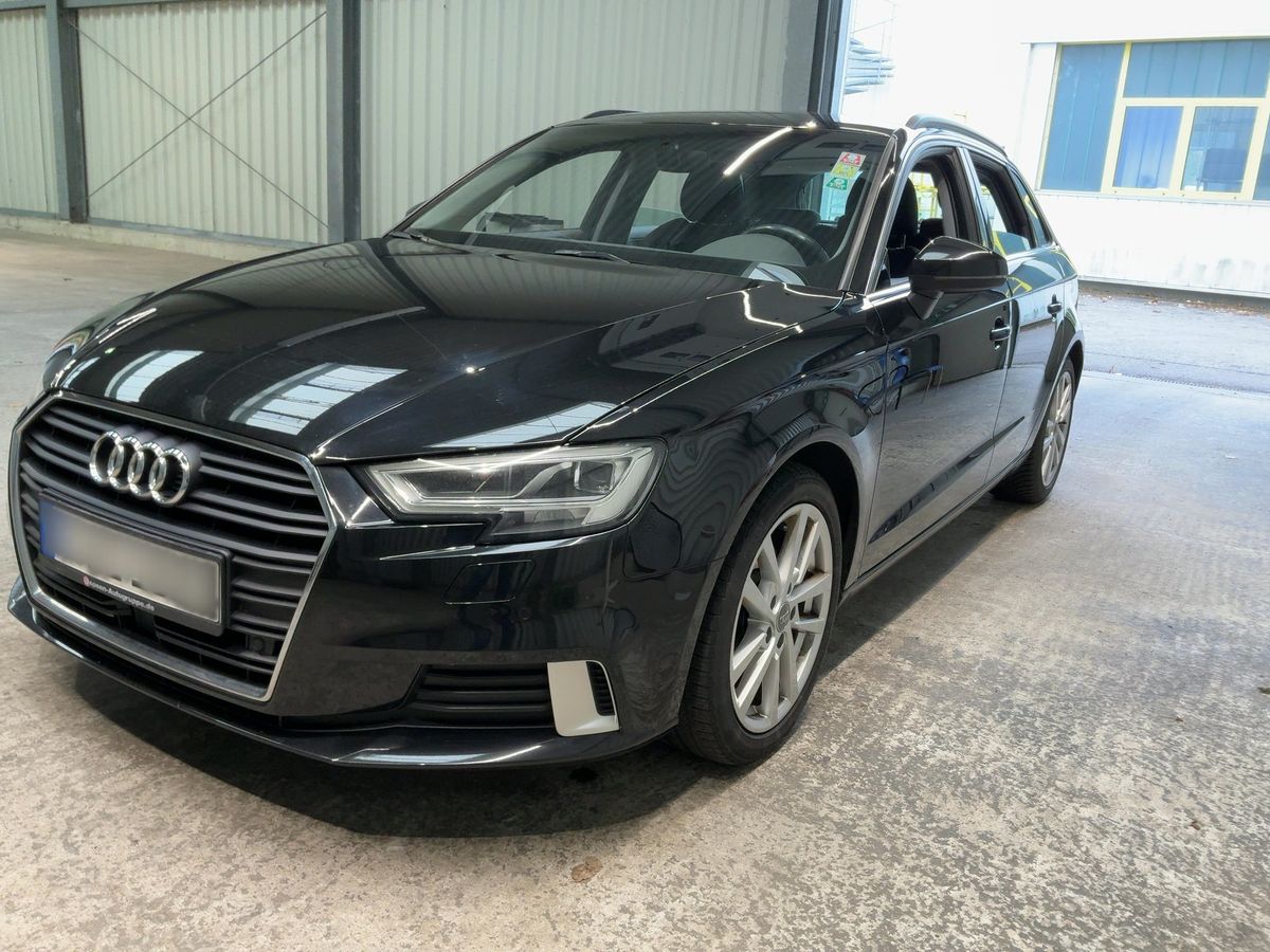 Audi A3 2019 — photo 1