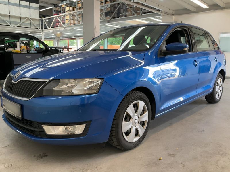 Skoda Rapid Spaceback 1.4 TDI Ambition — zdjęcie 2