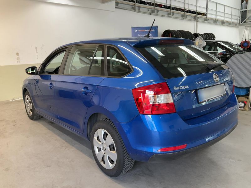 Skoda Rapid Spaceback 1.4 TDI Ambition — zdjęcie 3
