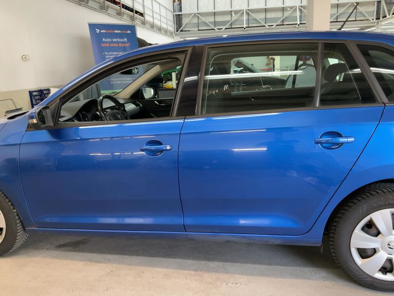Skoda Rapid Spaceback 1.4 TDI Ambition — zdjęcie 4
