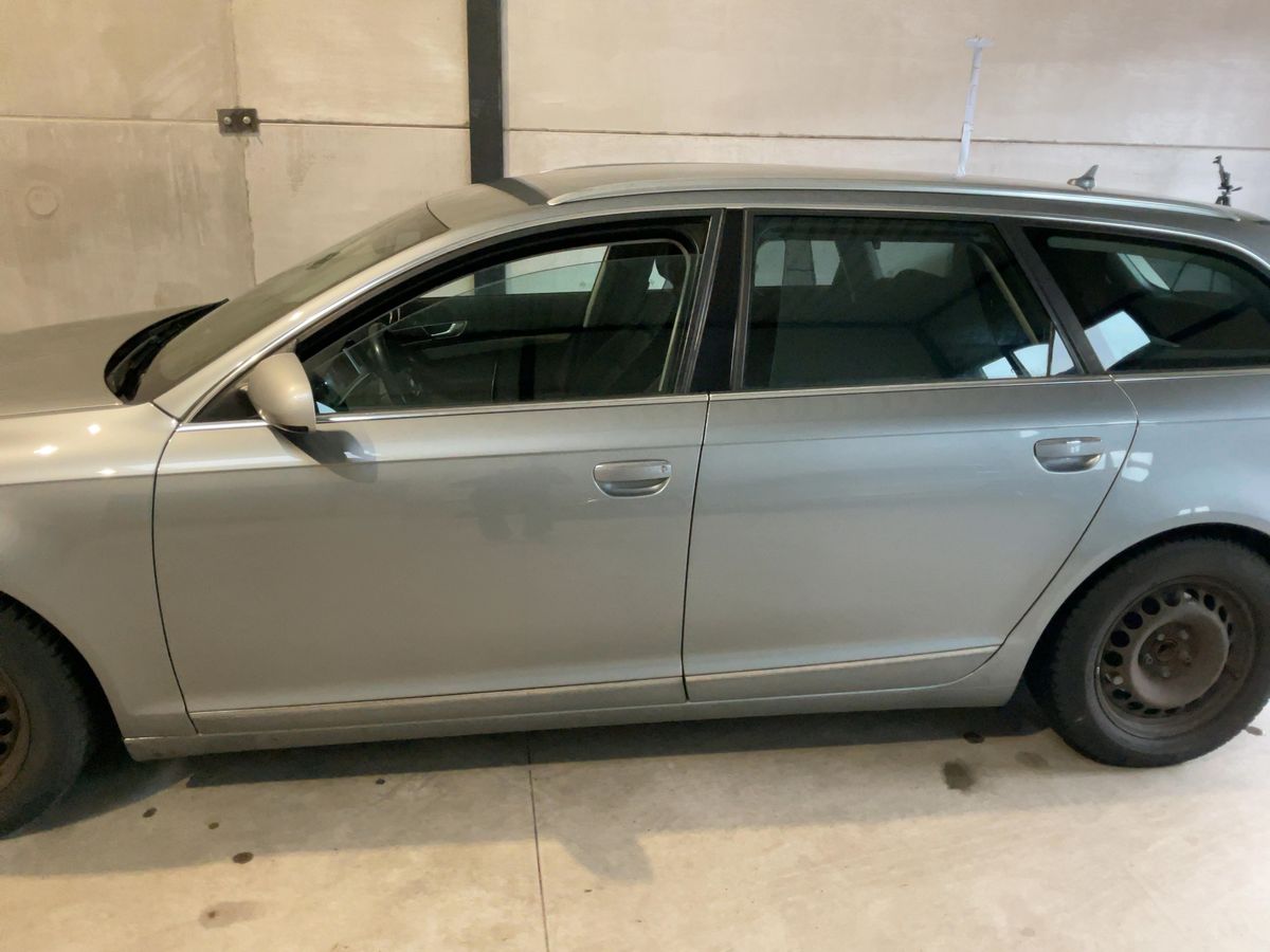 Audi A6 2011 — photo 5