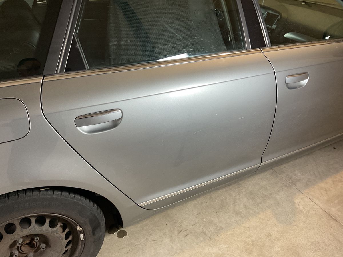 Audi A6 2011 — photo 25