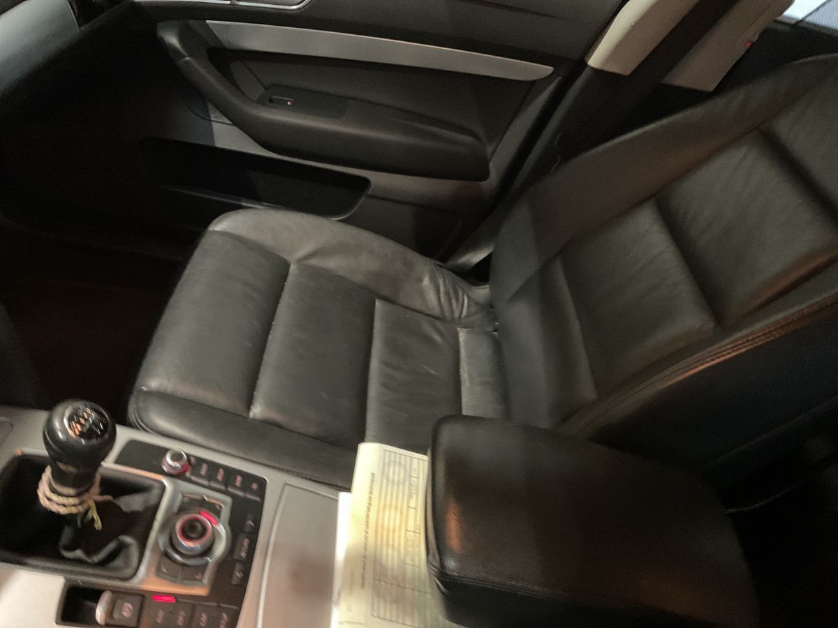 Audi A6 2011 — photo 30