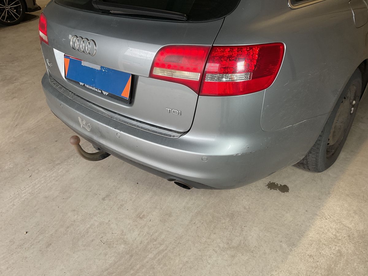 Audi A6 2011 — photo 36