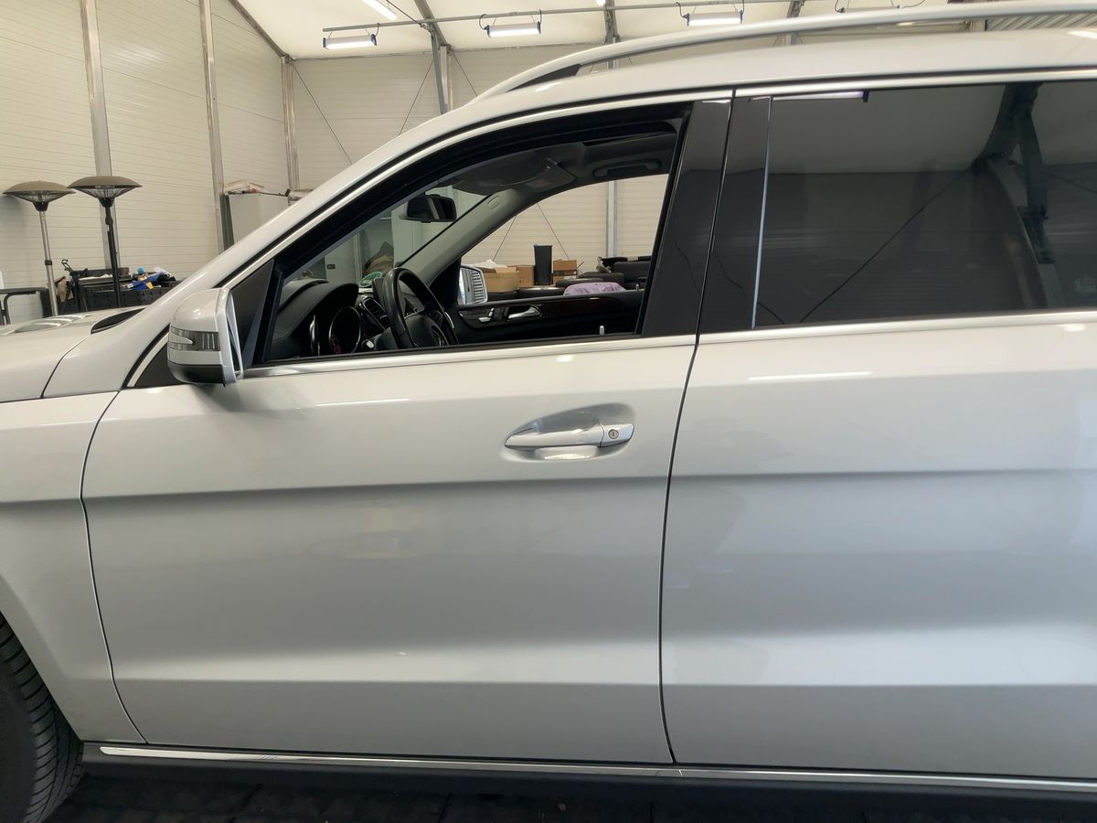 Mercedes-Benz GLS-Klasse 2017 — photo 5