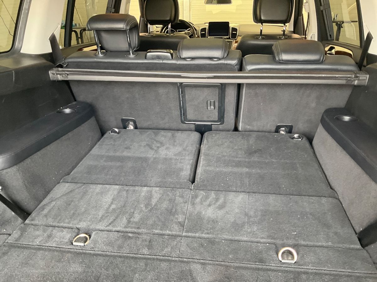 Mercedes-Benz GLS-Klasse 2017 — photo 26