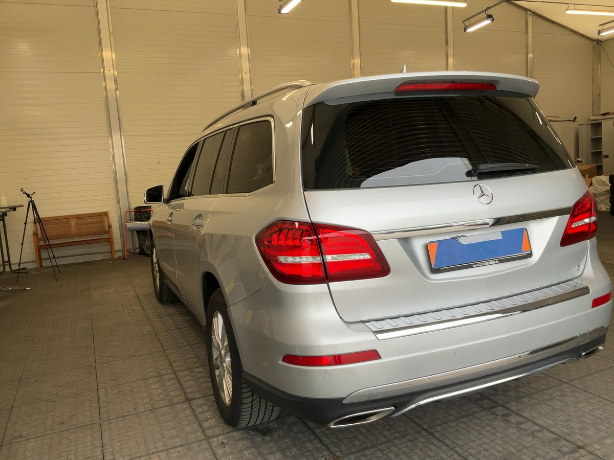 Mercedes-Benz GLS-Klasse 2017 — photo 7