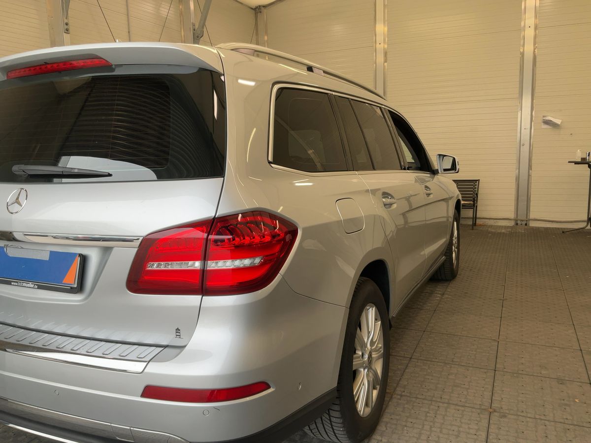 Mercedes-Benz GLS-Klasse 2017 — photo 9