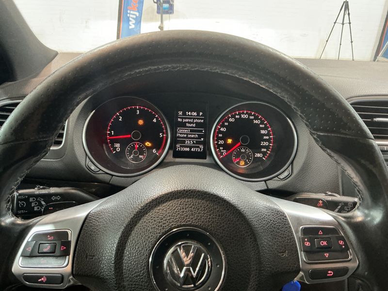 Volkswagen Golf VI 2.0 TDI GTD — zdjęcie 13