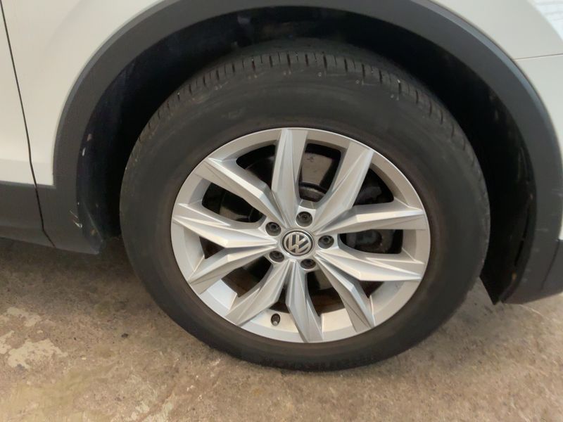 Volkswagen Tiguan 2.0 TDI Highline 4Motion BlueMotion Tech 2016 – снимка 11