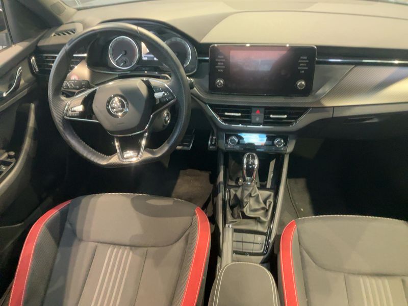Skoda Kamiq 1.0 TSI Monte Carlo — zdjęcie 12