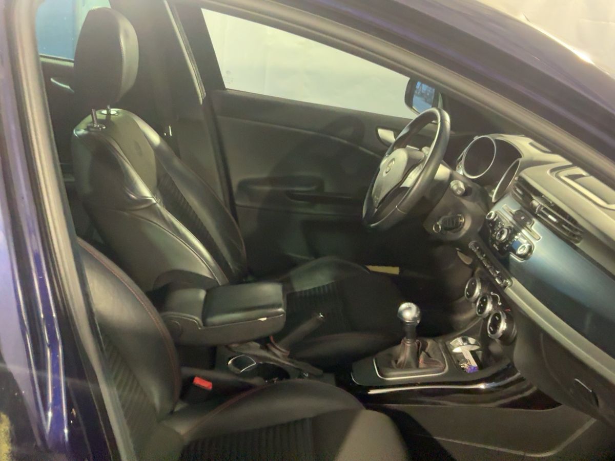 Alfa Romeo 2019 — photo 17