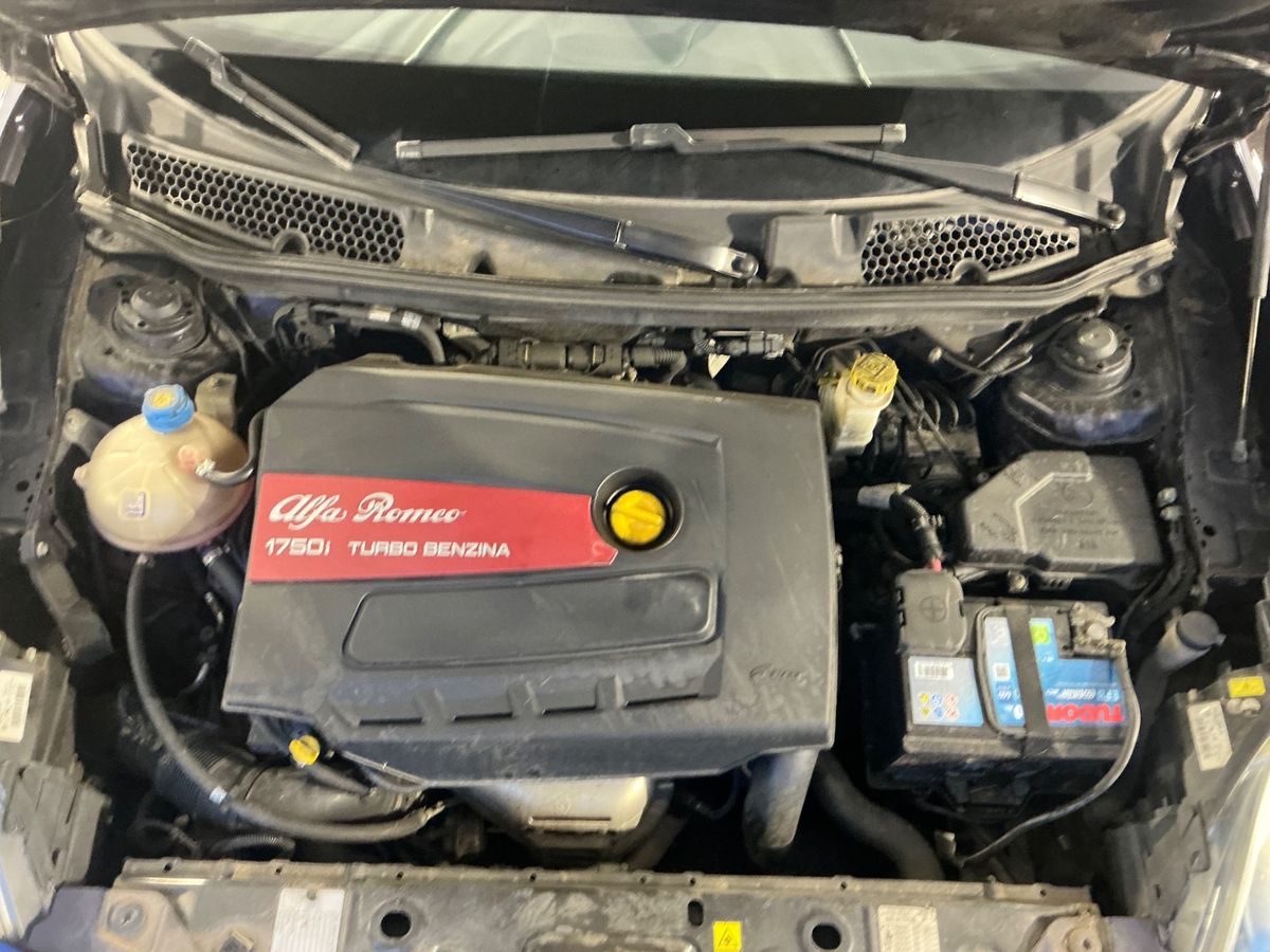 Alfa Romeo 2019 — photo 24