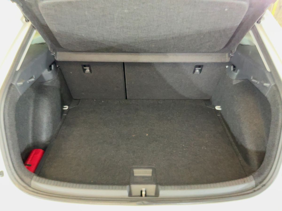 Volkswagen Taigo 2023 — photo 16