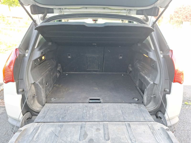 Peugeot 3008 1.6 HDi Premium Pack — zdjęcie 9