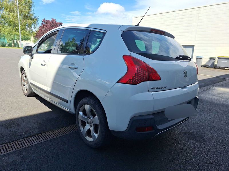 Peugeot 3008 1.6 HDi Premium Pack — zdjęcie 3