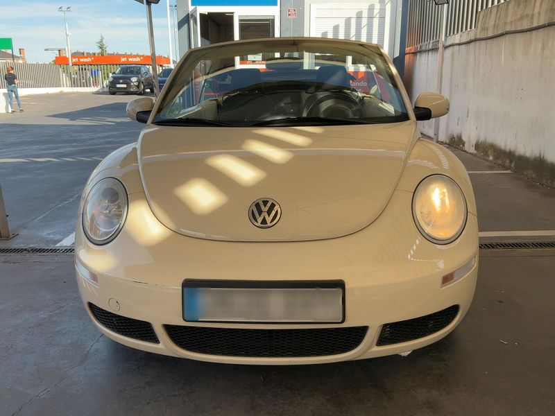 Volkswagen New Beetle 1.9 TDI — zdjęcie 9