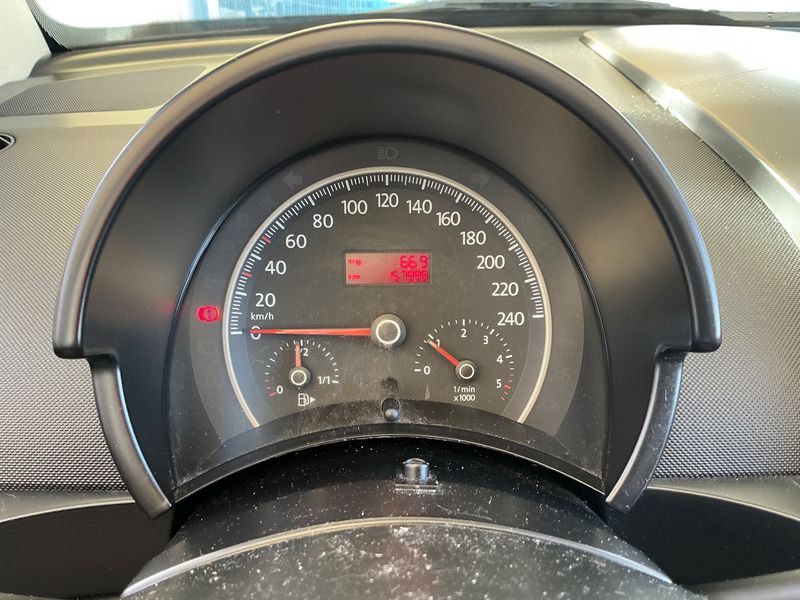 Volkswagen New Beetle 1.9 TDI — zdjęcie 13