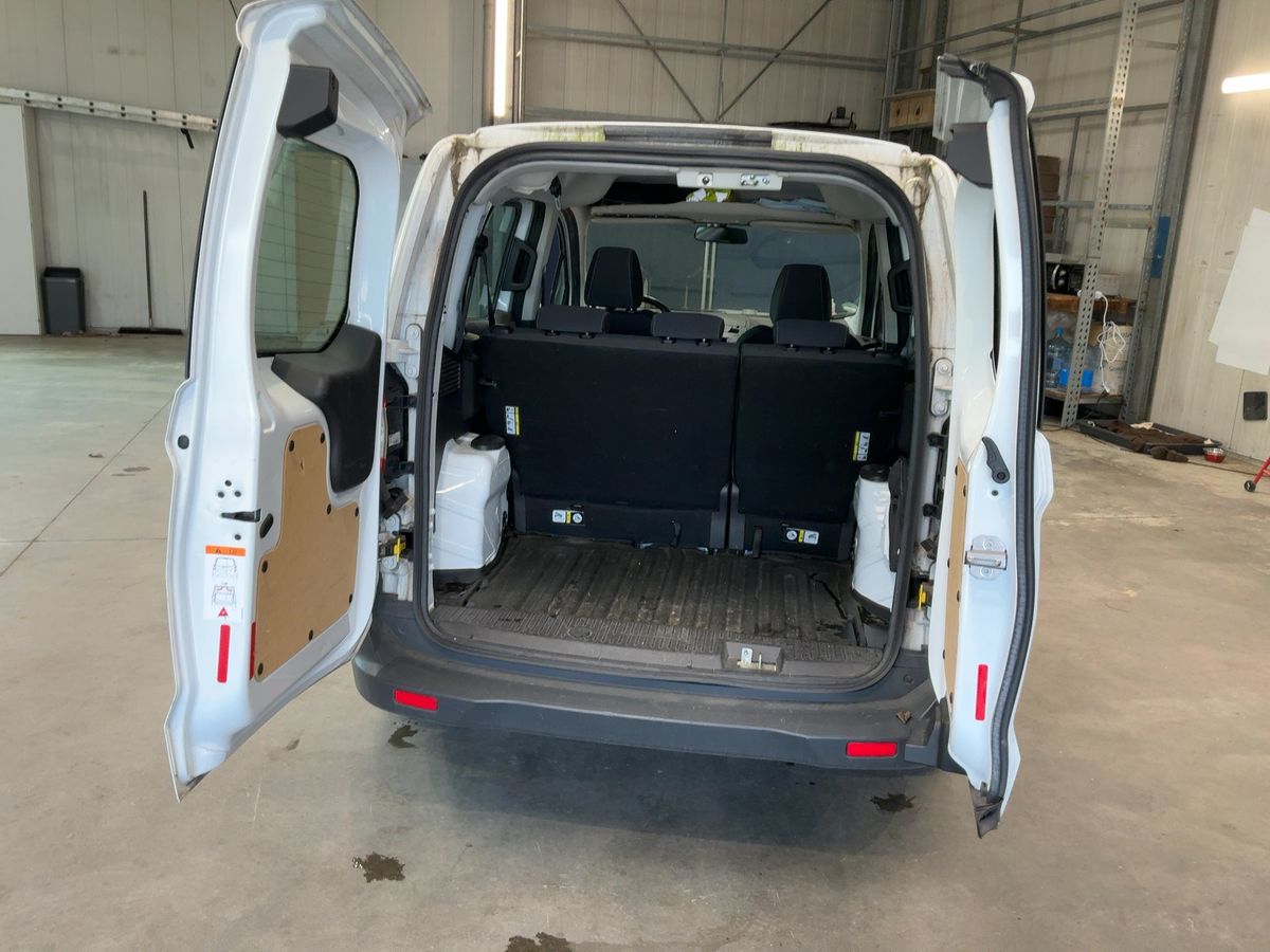Ford Transit 2019 — photo 16