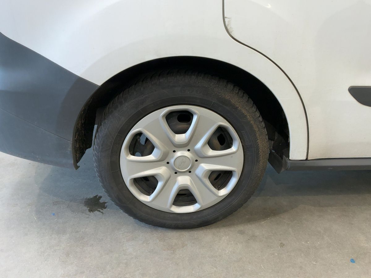 Ford Transit 2019 — photo 10