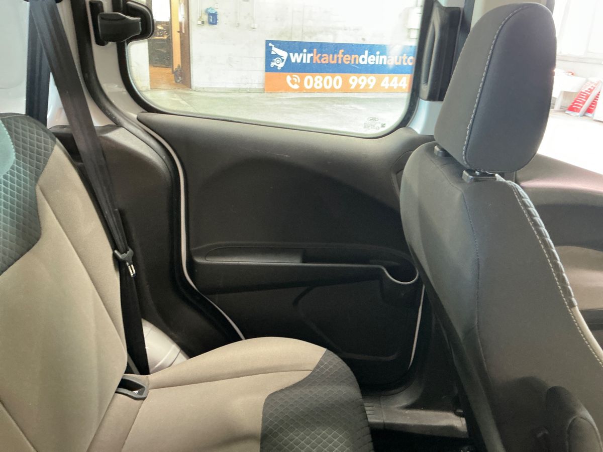Ford Transit 2019 — photo 26