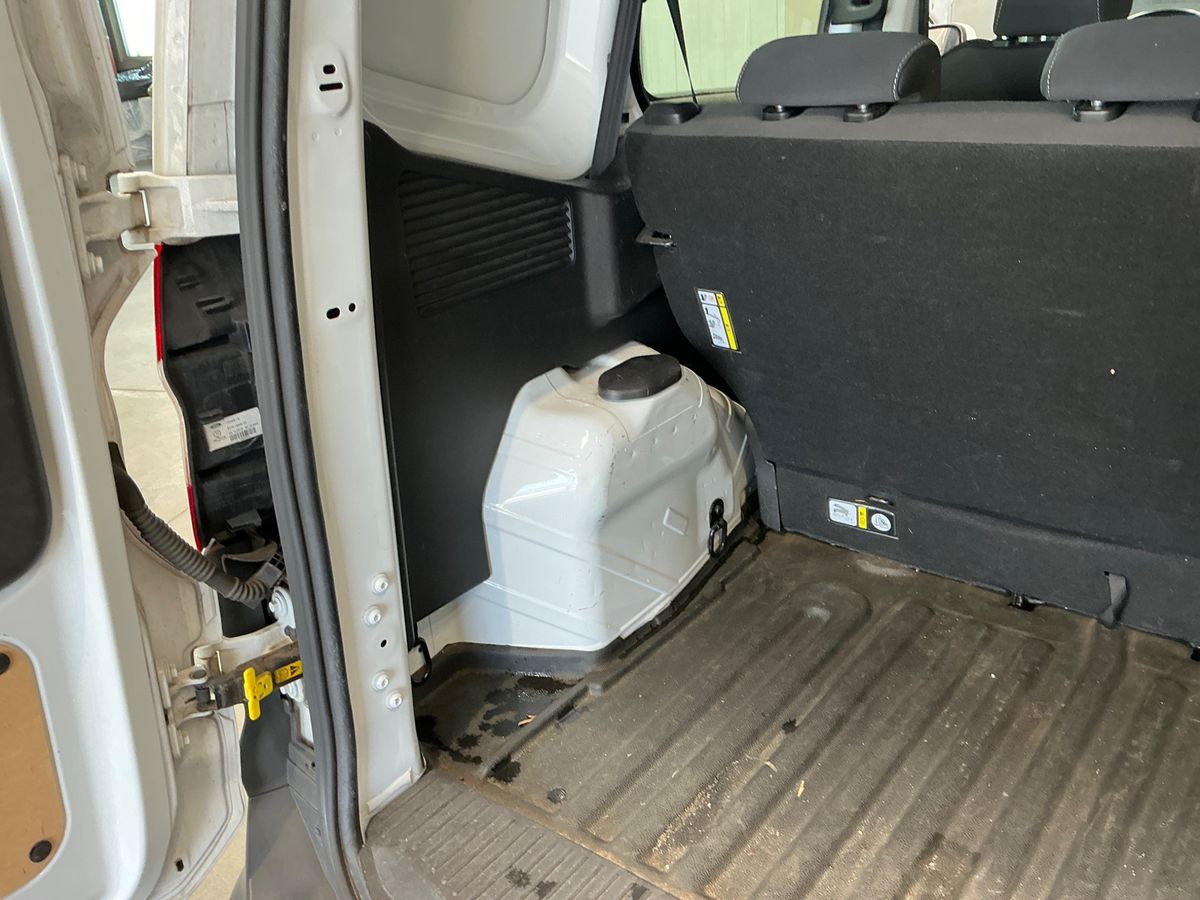 Ford Transit 2019 — photo 29