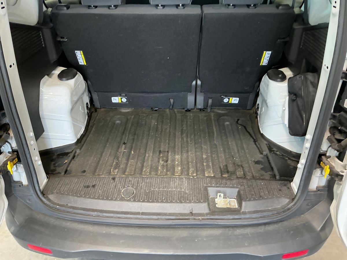 Ford Transit 2019 — photo 37