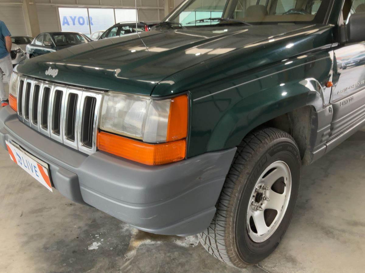Jeep Grand Cherokee 2.5 Turbodiesel TD Laredo