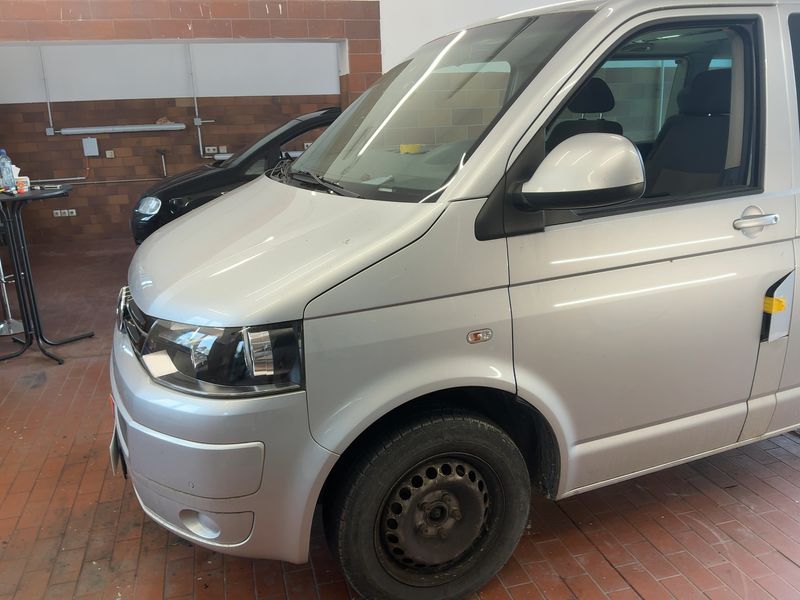 Volkswagen T5 Caravelle 2.0 TDI Comfortline — zdjęcie 2