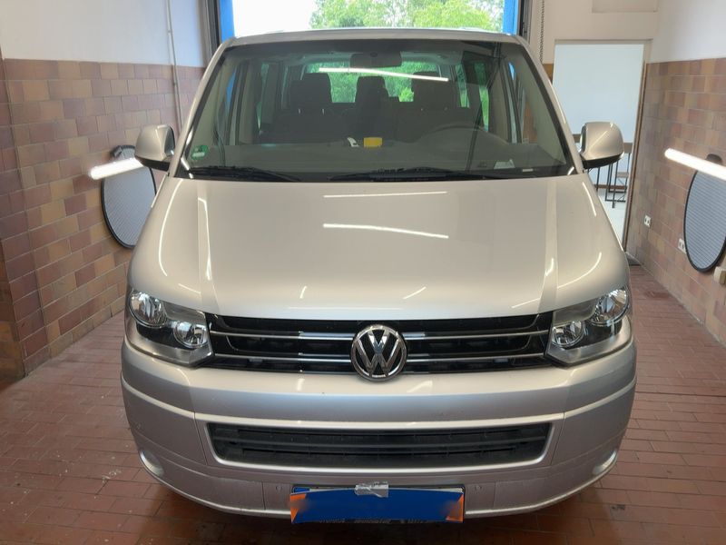 Volkswagen T5 Caravelle 2.0 TDI Comfortline — zdjęcie 9