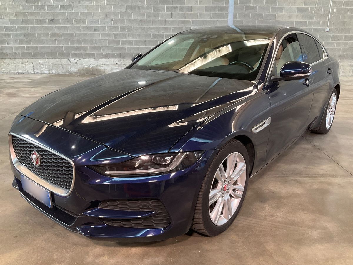 Jaguar XE 2019