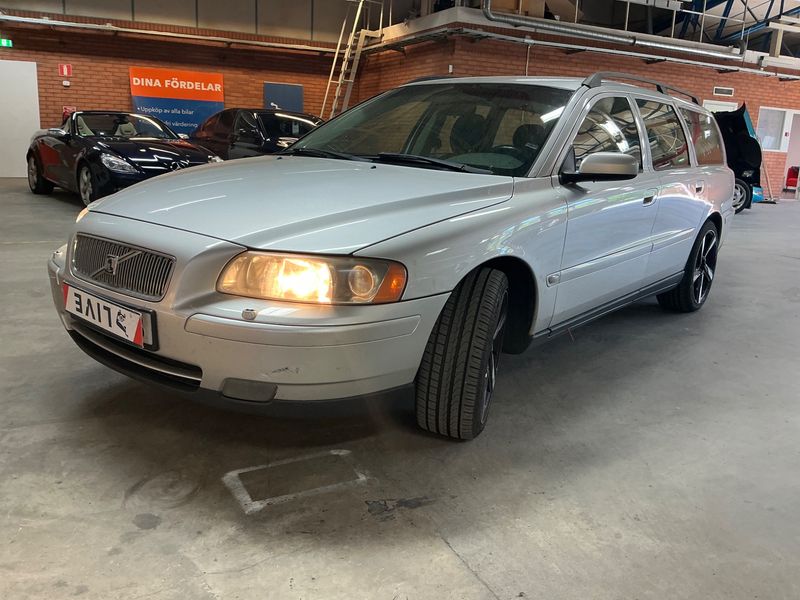2004 Volvo V70