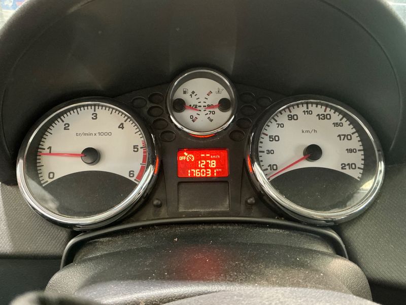 Peugeot 207 1.6 HDi Sport Pack 2010 – снимка 4