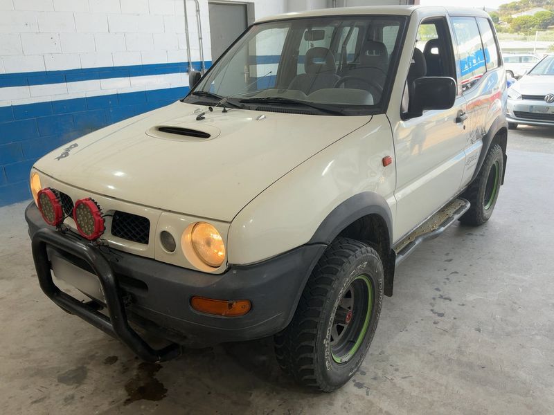Nissan Terrano 2.7 Turbodiesel Basis