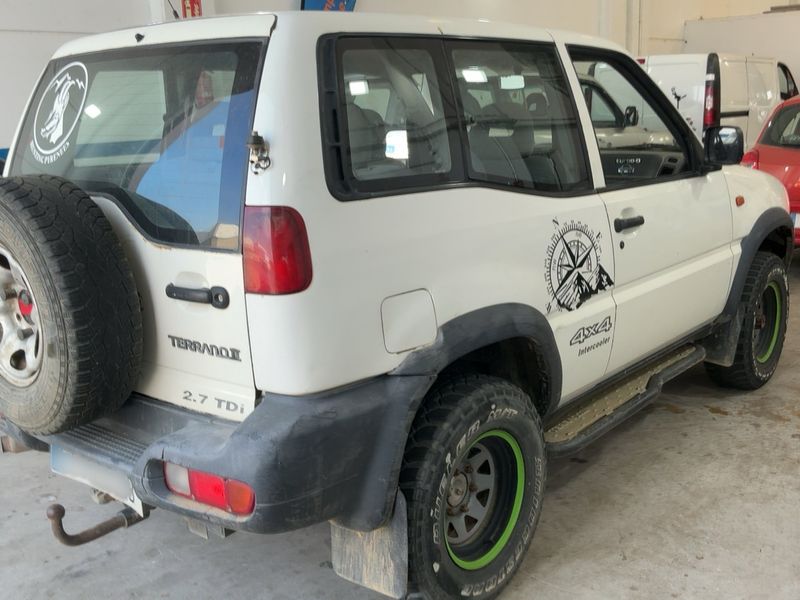 Nissan Terrano 2.7 Turbodiesel Basis — zdjęcie 6