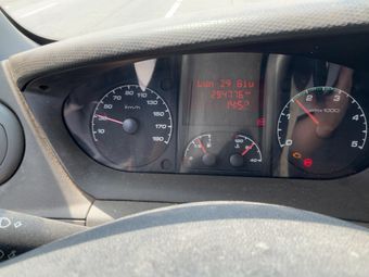 Iveco Daily 2.3 Diesel HKa 35 S Radstand 3300 — zdjęcie 4